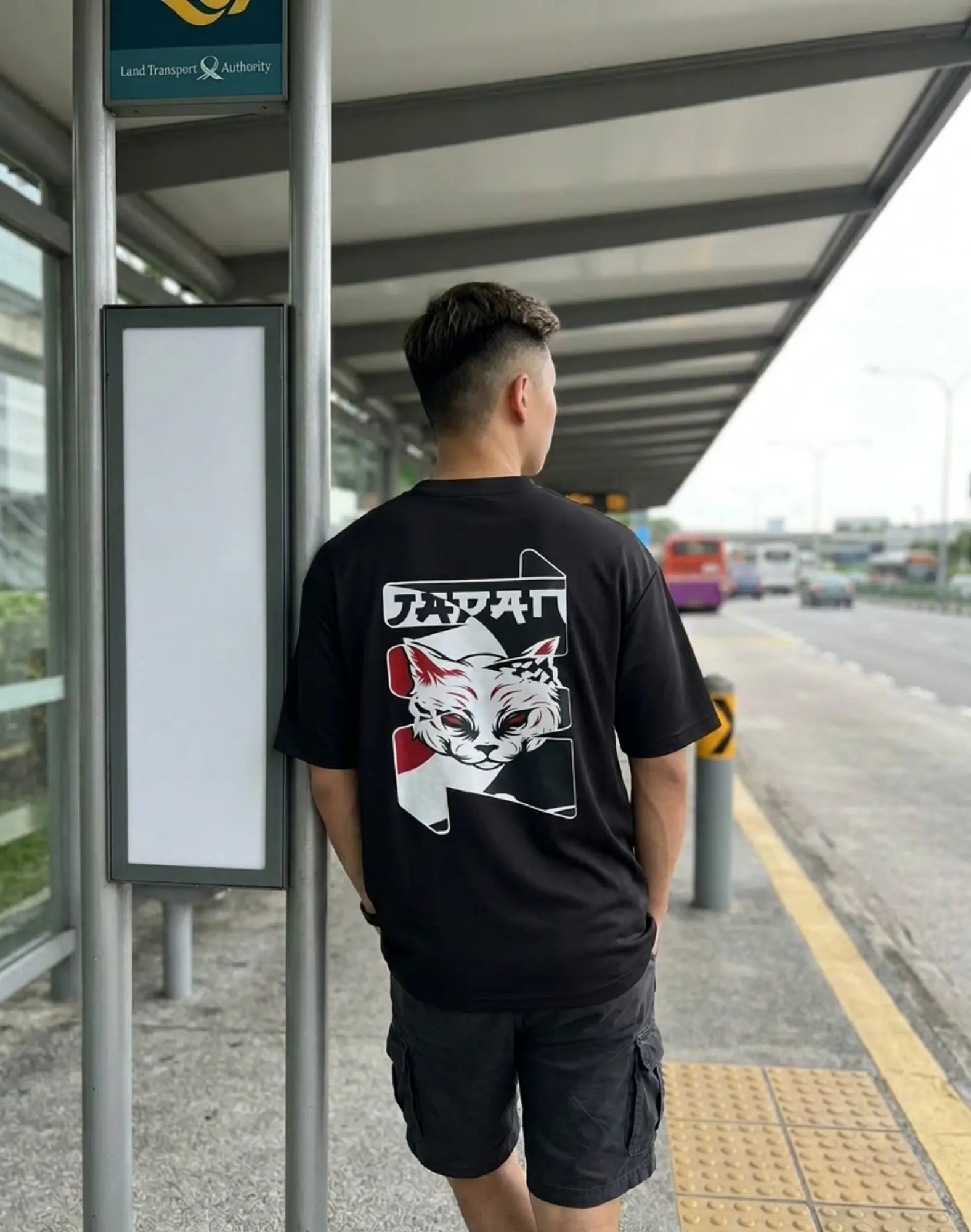 Best Oversized Graphic Tee Picks for Effortless Style TheWhiteLabel