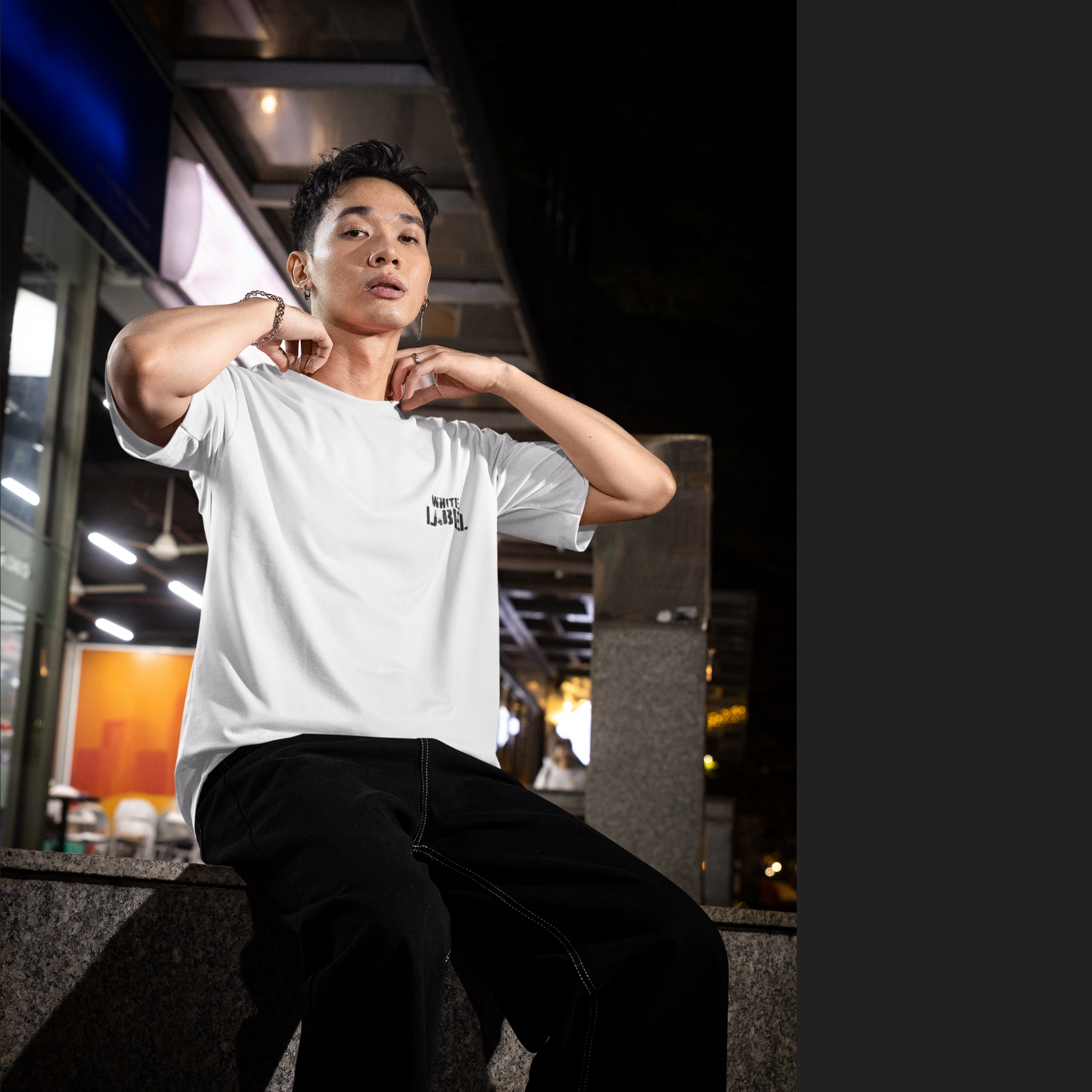THEWHITELABEL CS03 RUGGED TBYC Logo 300Gsm Oversize Unisex T-shirt in Black and White Color