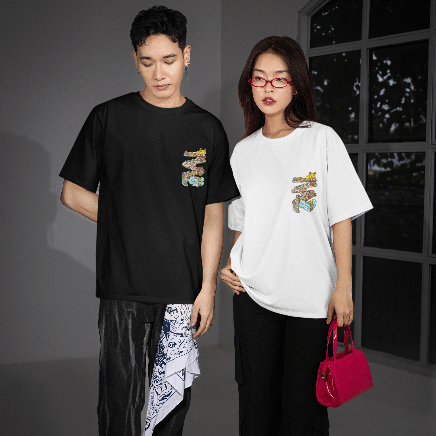 THEWHITELABEL SG21 Fortune Cat Island 300Gsm Oversize Unisex T-shirt in Black and White Color - TheWhiteLabel