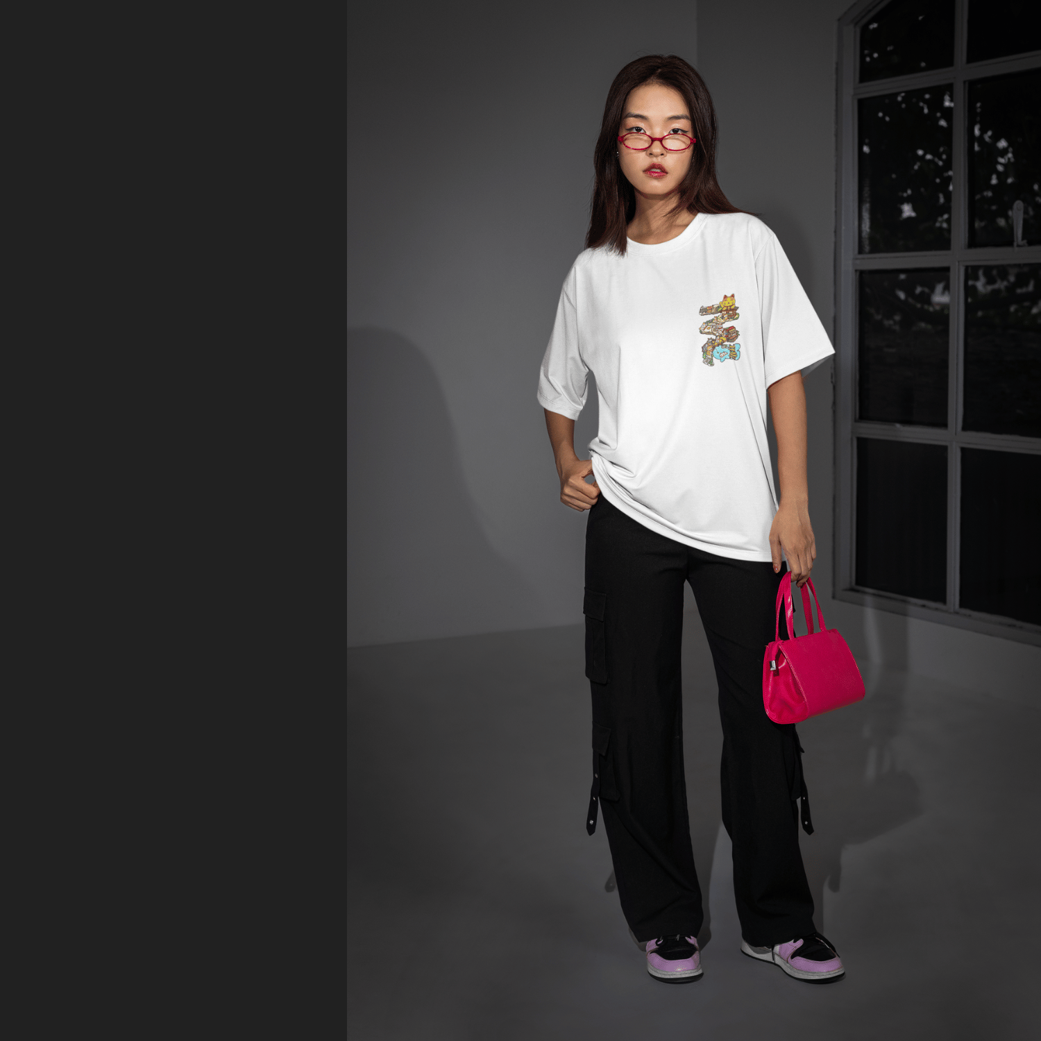THEWHITELABEL SG21 Fortune Cat Island 300Gsm Oversize Unisex T-shirt in Black and White Color - TheWhiteLabel