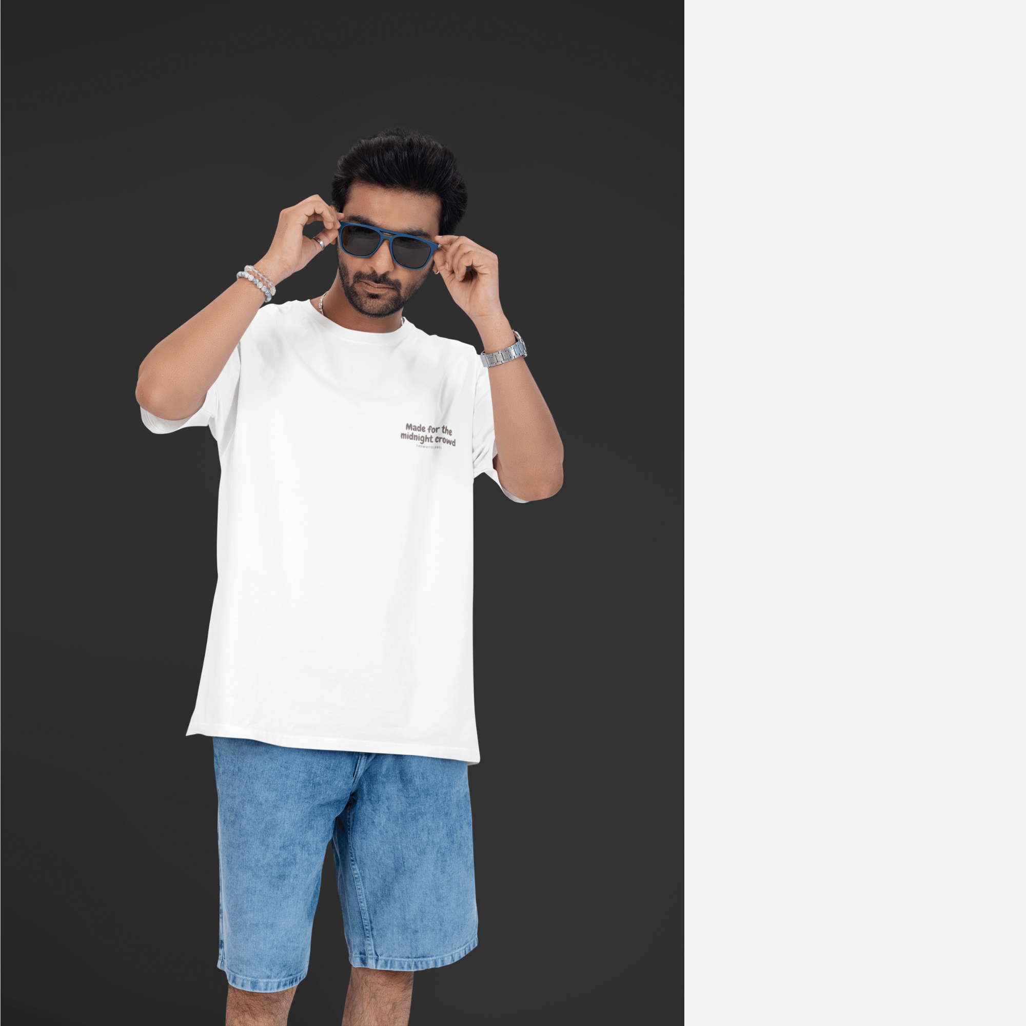 THEWHITELABEL CS08 PANDA LOK LOK 300Gsm Oversize Unisex T-shirt in Black and White Color - TheWhiteLabel