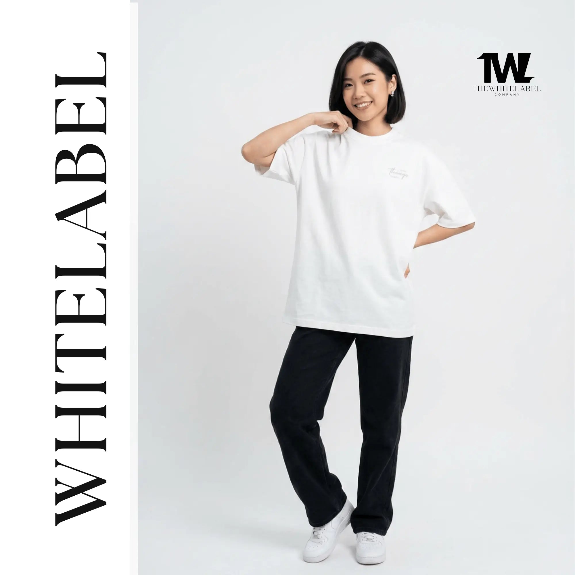 THEWHITELABEL CS02 Timeless Logo 300Gsm Oversize Unisex T-shirt in Black and White Color - TheWhiteLabel